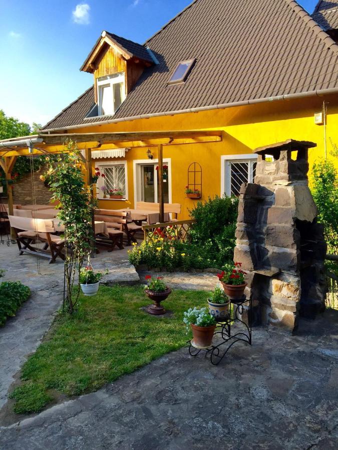 Appartementhaus 5. Jahreszeit Хевиз Экстерьер фото