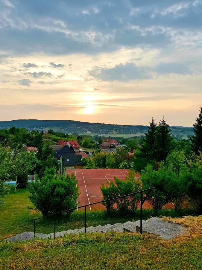 Appartementhaus 5. Jahreszeit Хевиз Экстерьер фото