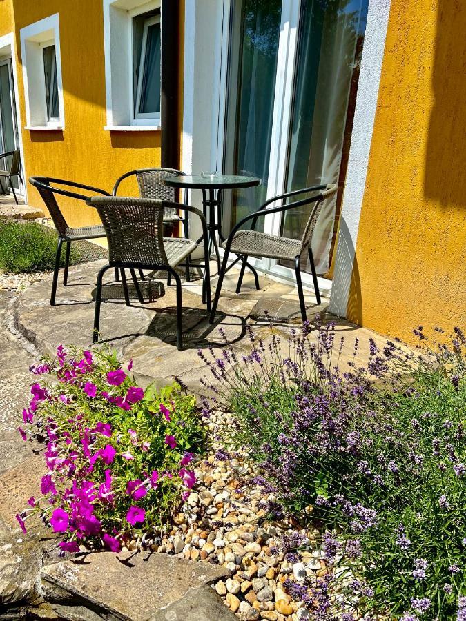 Appartementhaus 5. Jahreszeit Хевиз Экстерьер фото